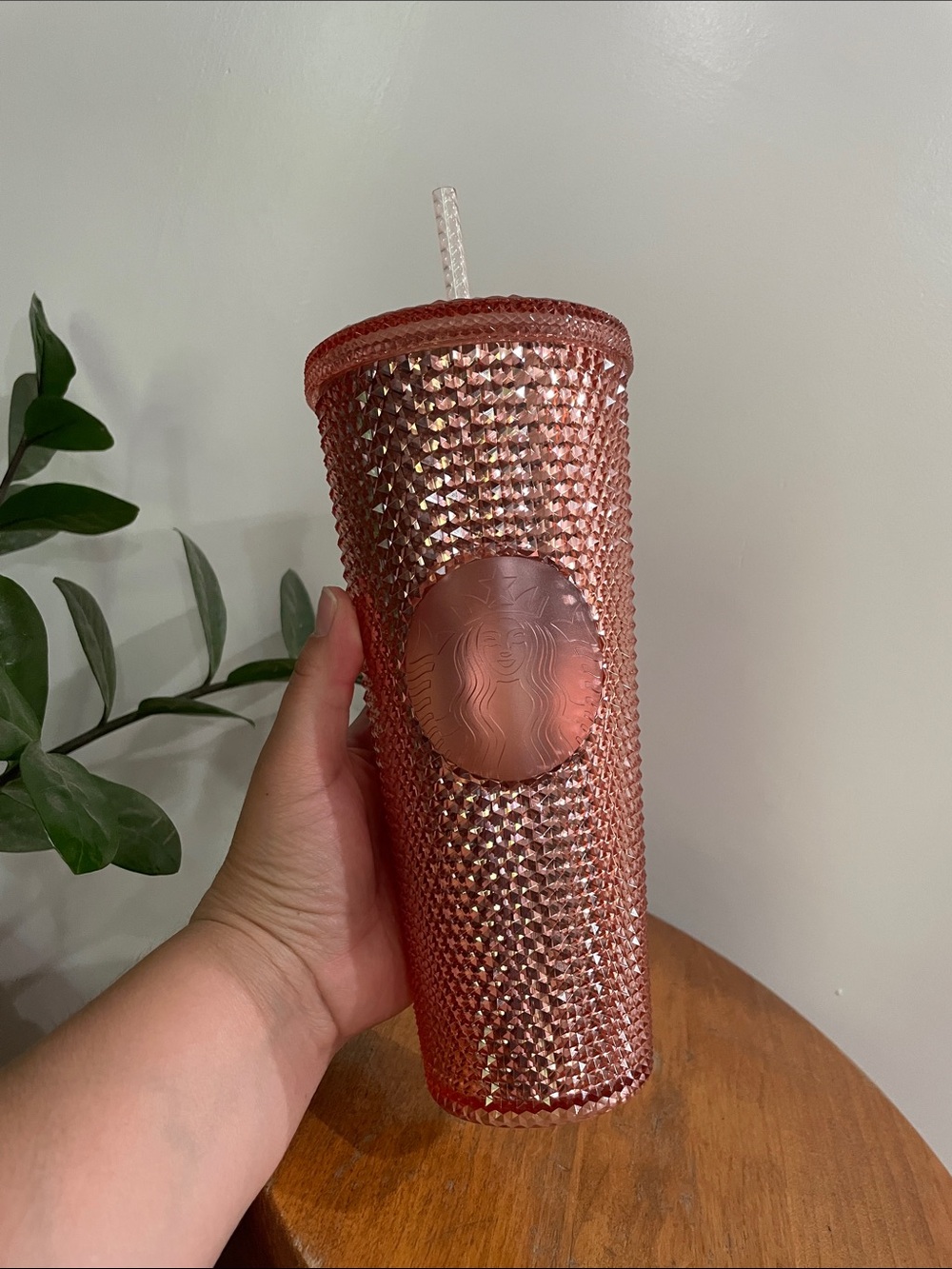 Starbucks Rose Gold Studded Cold Cup Tumbler Venti 24 oz Hologram Spike 2019